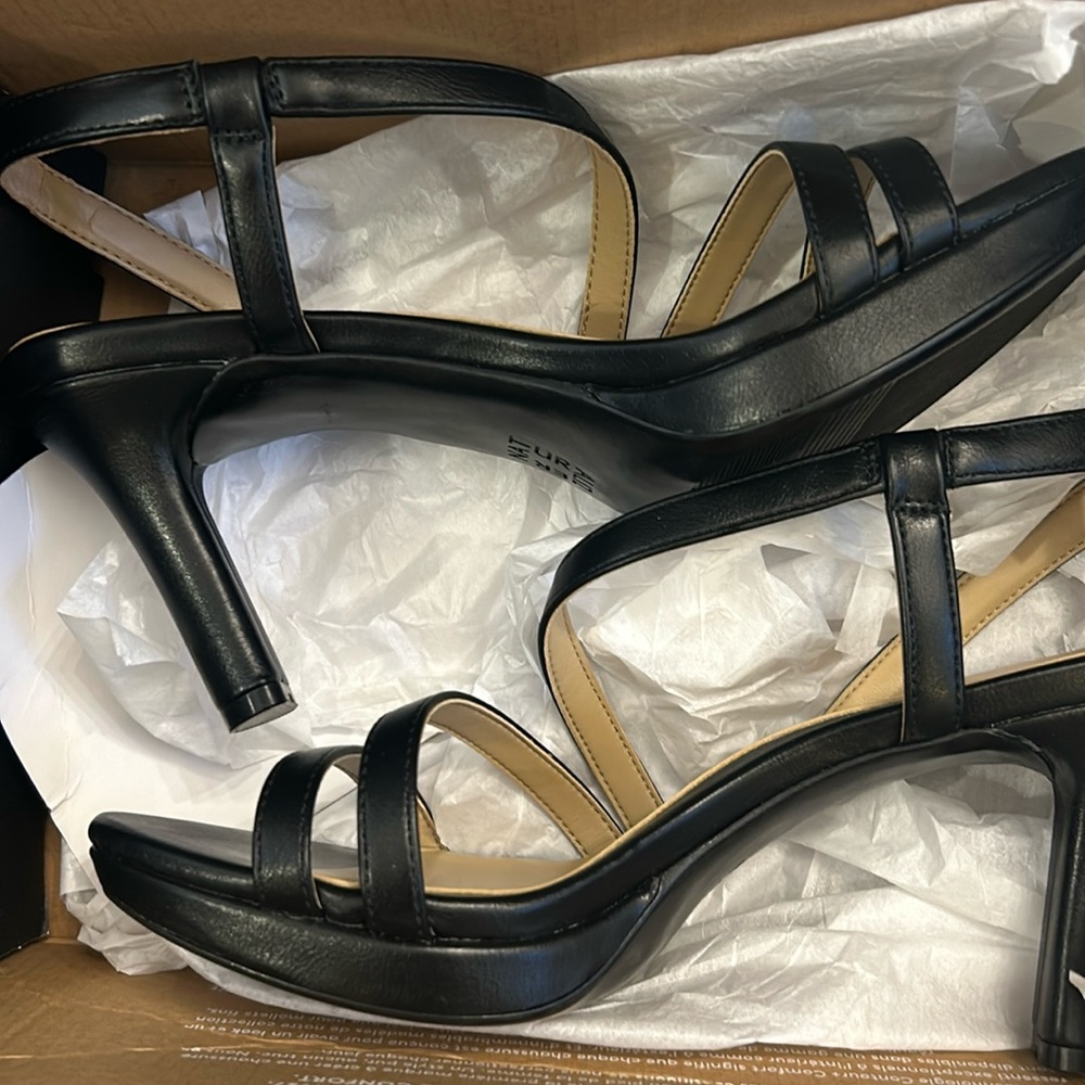Naturalizer Brenta Black Sandals Slingback Heels NEW  Size 8